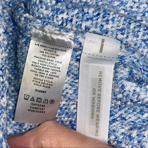 LOFT Super Soft Sweater Christmas Holiday Present Shopping! NWT! ❄️ - Picture 4 of 6